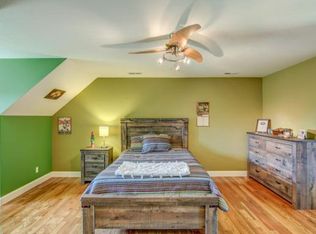 490 Sycamore Shoals Dr, Elizabethton, TN 37643