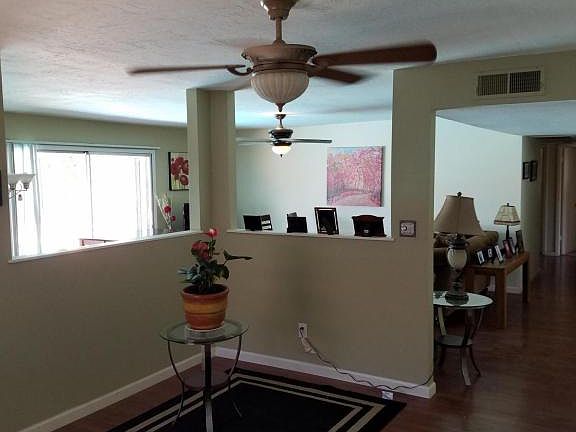 5th image of 4114 W Evans Dr