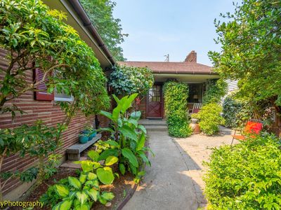 7103 SE Grant St, Portland, OR, 97215