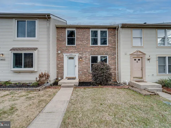 3650 Woodhaven Ct, Woodbridge, VA 22192