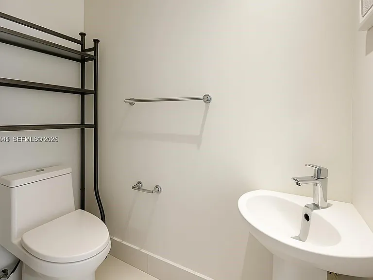 501 NE 31st St #1204 — Photo 13