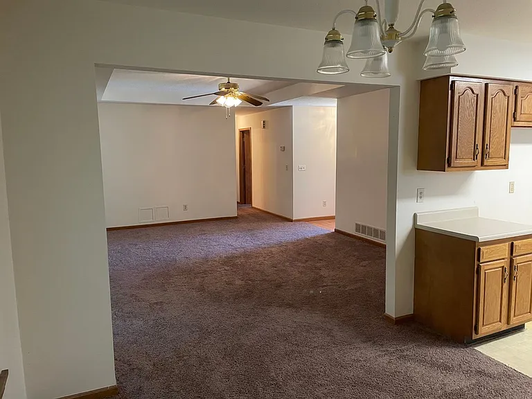 5205 Gasconade Dr — Photo 11