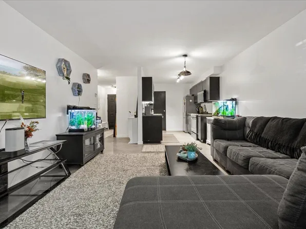 7694 Evans Rd #111, Chilliwack, BC V2R 3W3