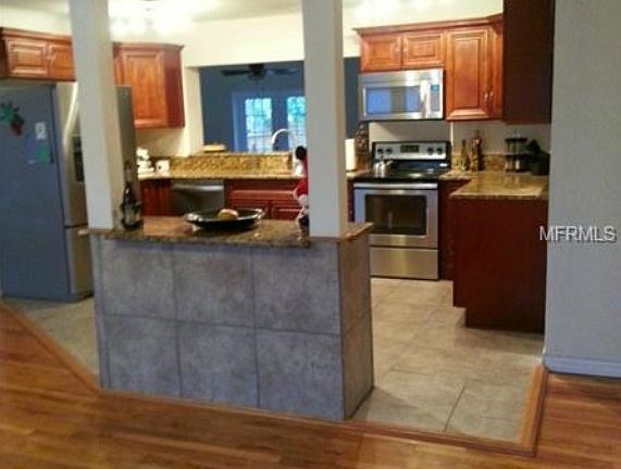 5th image of 831 Bay Vista Blvd S