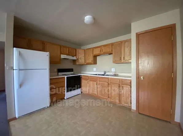 1001 N Buchanan St, Maryville, MO