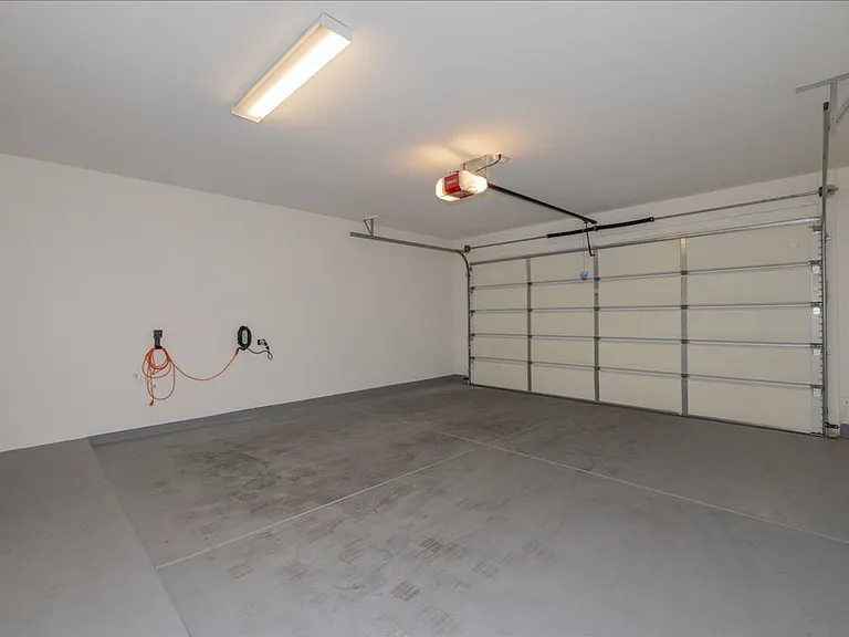 8721 E Perry Park Cir — Photo 28