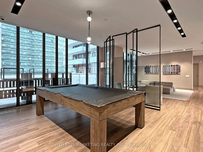 25 Richmond St E #1917 — Photo 34
