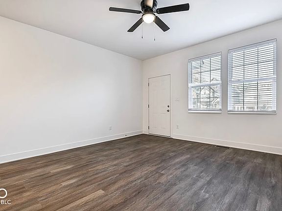 5th image of 2702 Winthrop Ave