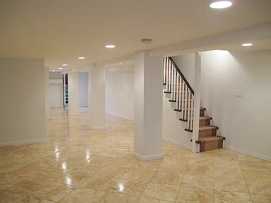 Rented by Dwell Residential Inc | media 23