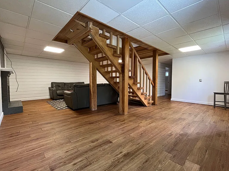 2641 Parkview Dr — Photo 15