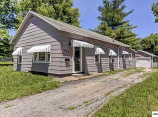 408 9th St, Lincoln, IL 62656