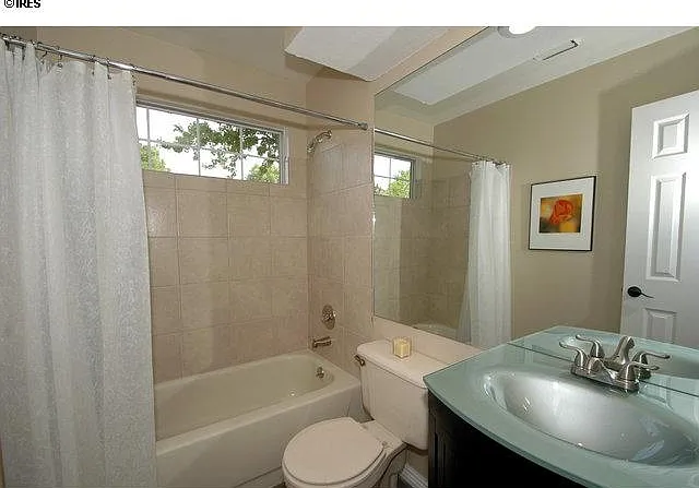 462 Fillmore Ct — Photo 17