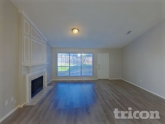 2nd image of 2628 Dahlia Dr