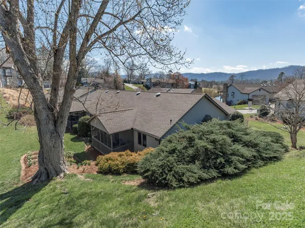 209 Kyfields, Weaverville, NC 28787