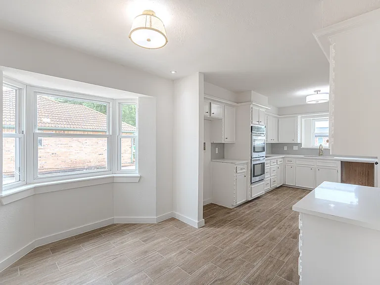 10519 Kirkwren Dr — Photo 14