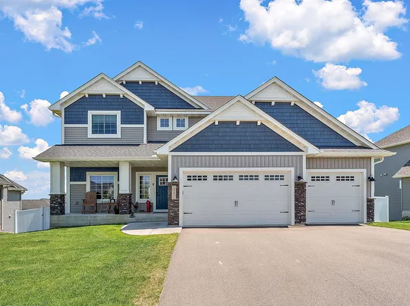 19856 Harvest Dr, Lakeville, MN 55044