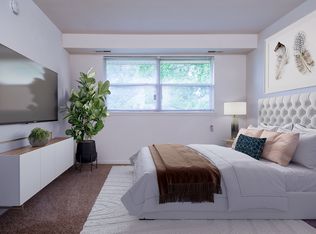Middle Branch Manor, Brooklyn, MD 21225