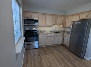308 McHenry St #101, Burlington, WI 53105