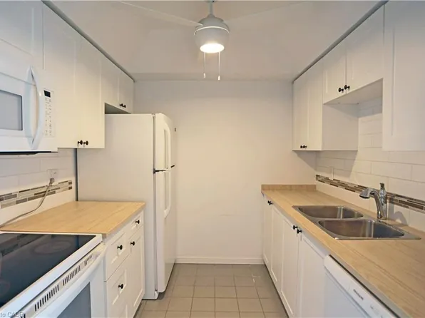 107 Bagot St #411, Guelph, ON N1H 8H5