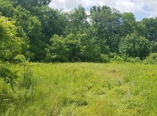 22150 Donnas Drive St, South Lyon, MI 48178