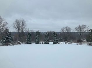 4049 Wexford Cir S, Richfield, WI 53076