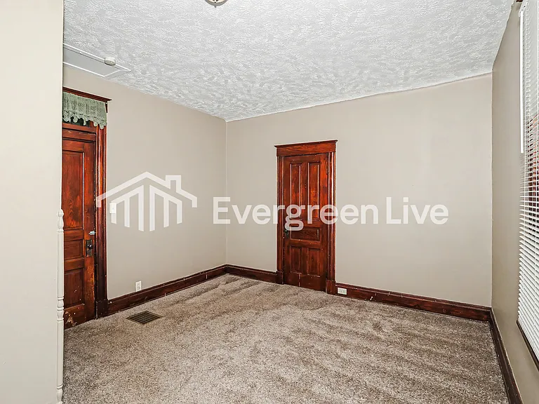 3742 Dina Ave — Photo 9