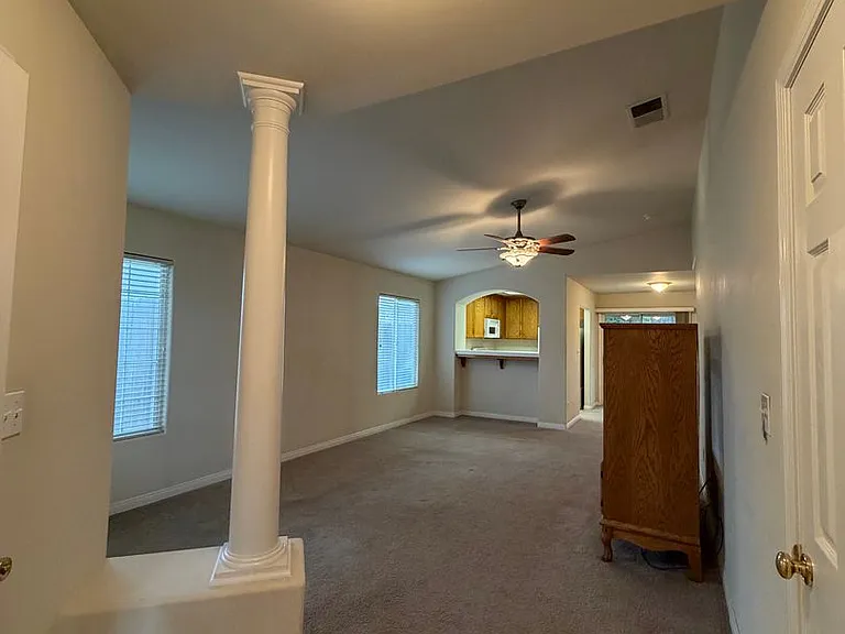 6107 Ragusa Ln — Photo 2