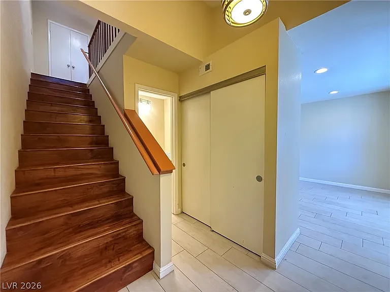 5923 Laredo St — Photo 23