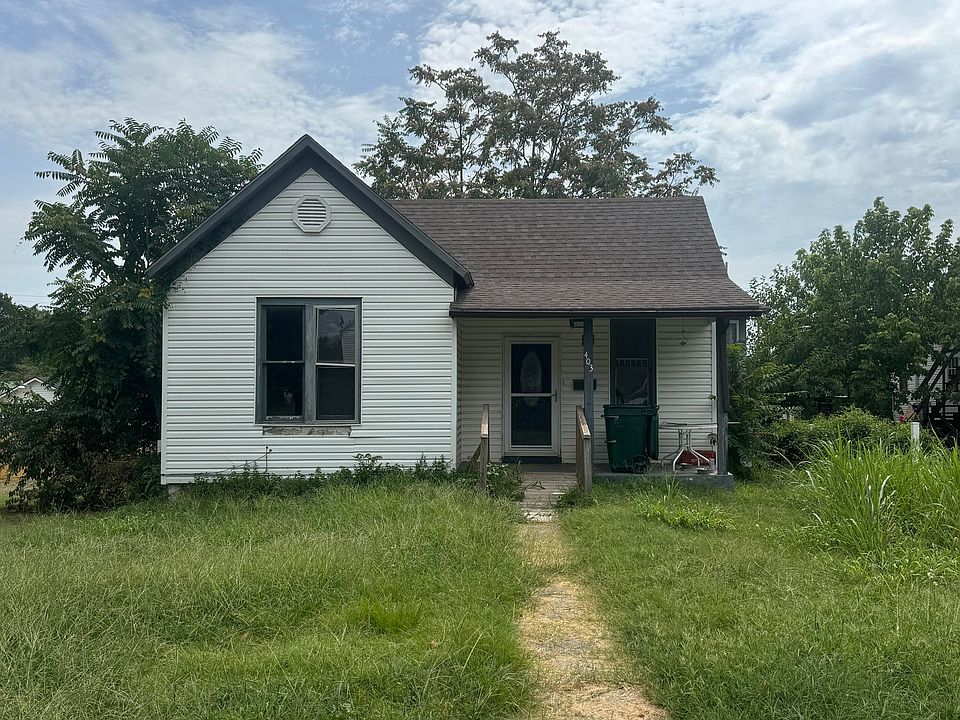 1st image of 403 Frisco Street