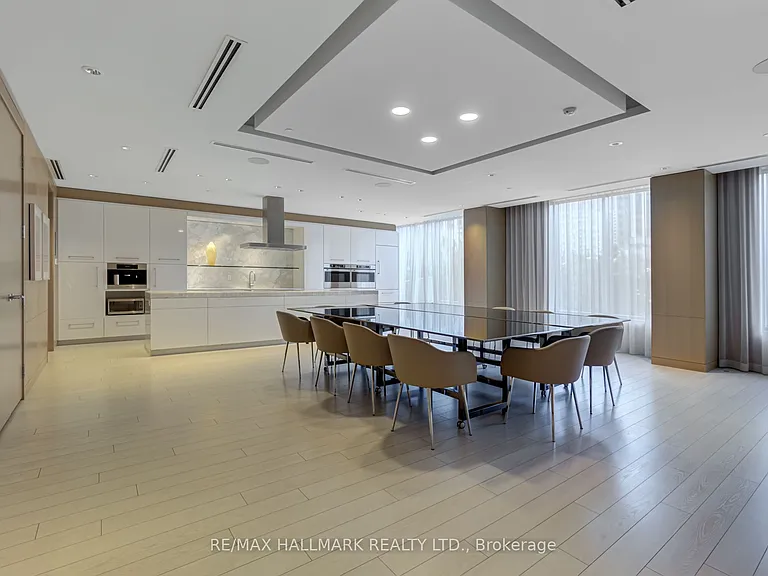 120 Harrison Garden Blvd #807 — Photo 31