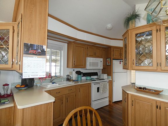 4th image of 1110 N Henness Rd #524