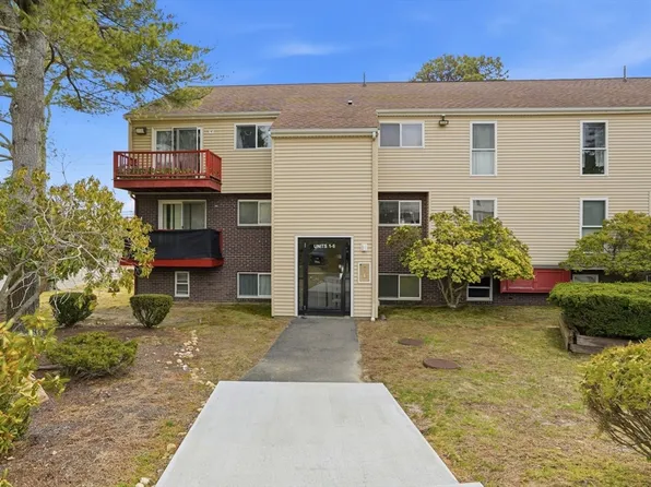1 Tideview Path APT 1, Plymouth, MA 02360