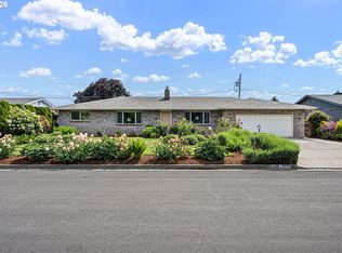 2465 17th St, Springfield, OR 97477