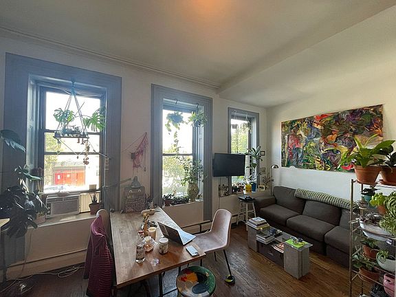 2nd image of 616 Lafayette Ave #G