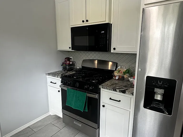 501 5th Ave — Photo 8