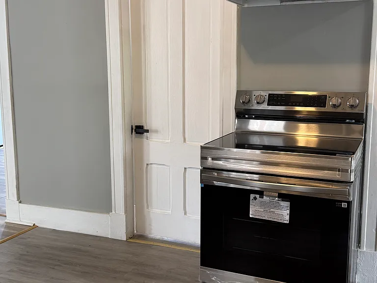 16 Amherst St #1 — Photo 7