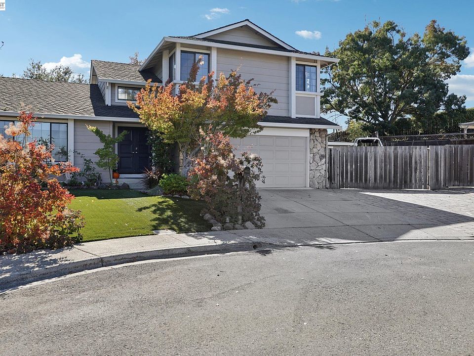1st image of 300 Lodgepole Ct