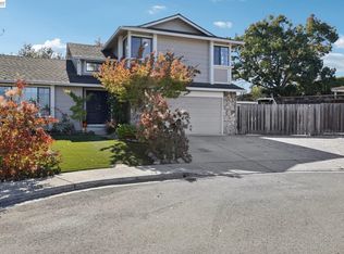 300 Lodgepole Ct, Martinez, CA 94553