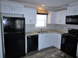 3772 Saturn Dr, Midland, MI 48642