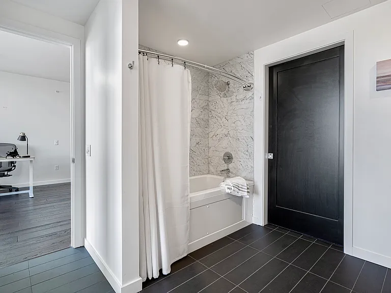 1321 Seneca St #1708 — Photo 21