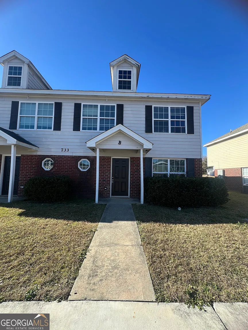 733 Wheel House Ln photo 1