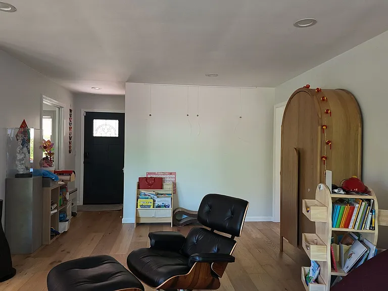 1572 Meadow Ln — Photo 6