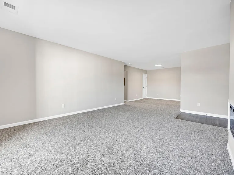 Gleneagle Apartment Homes — Photo 28