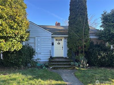 4022 37th Avenue SW, Seattle, WA, 98126