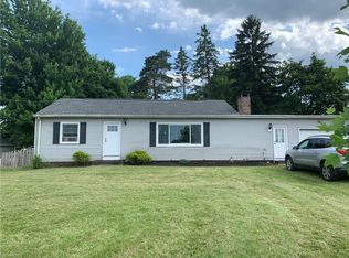 19 Mary St, Phelps, NY 14532