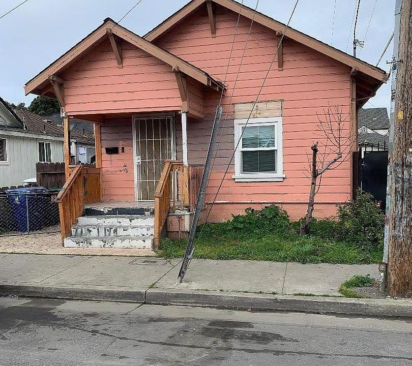 1st image of 107 Grant St