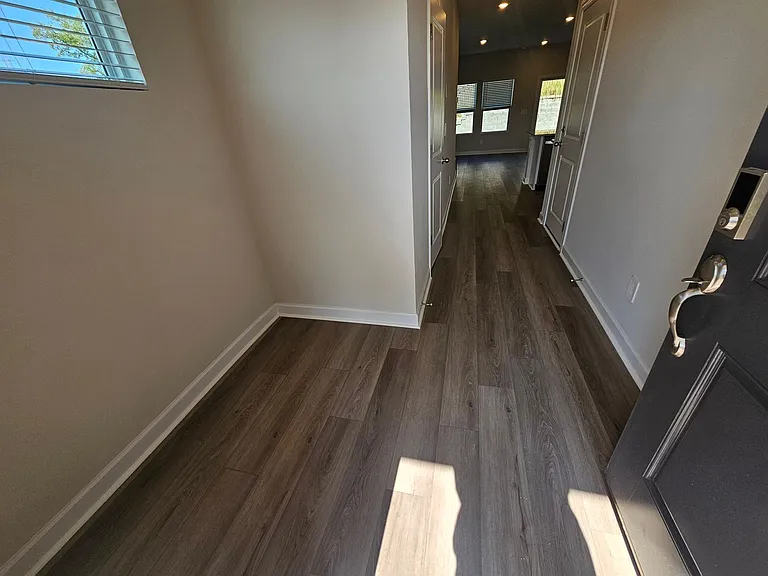 1203 Falling Acorn Ln — Photo 3