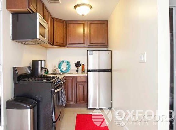 5th image of 71 W 71st St APT 2F