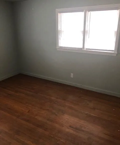 2507 Wright Ave — Photo 8