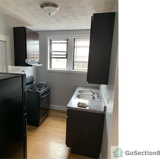 1st image of 1649 W 83rd St Unit 3N